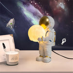 Lampe de chevet LED Astronaute Design - lampechevetdesign.com