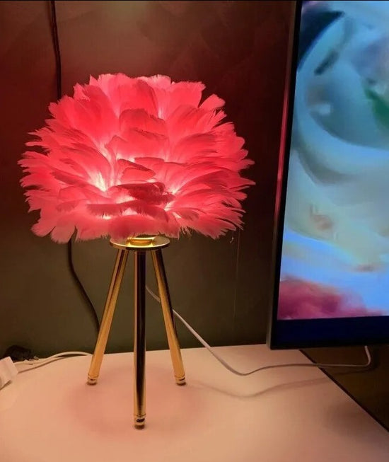 Lampe de chevet Plumes Douce - lampechevetdesign.com