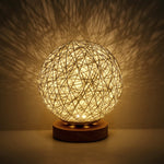 Lampe de chevet Rotin Lune - lampechevetdesign.com