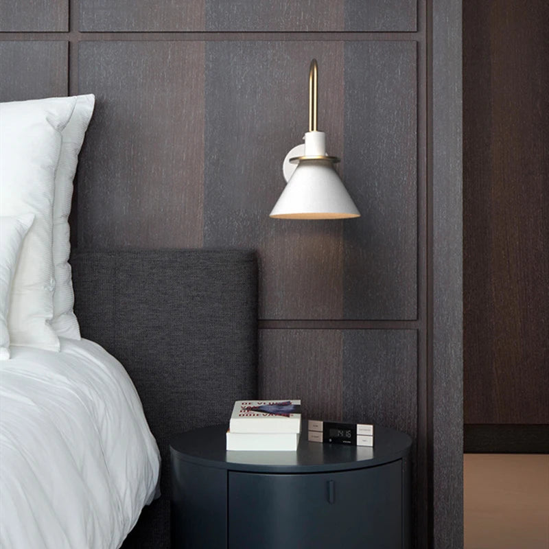 Lampe de chevet Murale Industrielle en Métal - lampechevetdesign.com