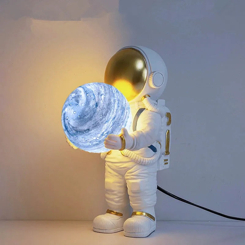Lampe de chevet LED Astronaute Design - lampechevetdesign.com
