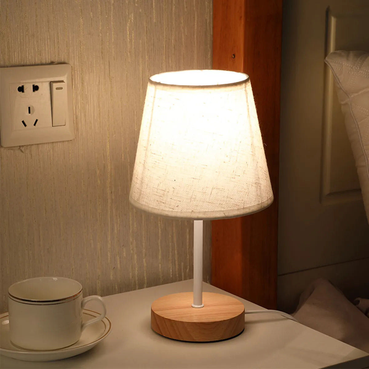 Lampe de chevet Bois Originale Simple - lampechevetdesign.com