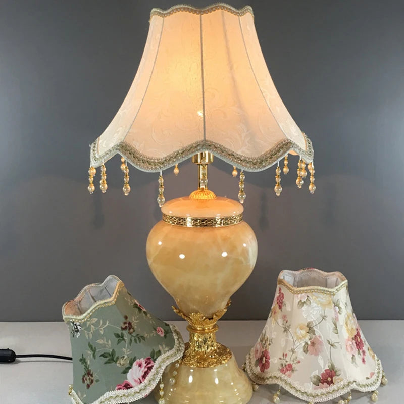 Abat-jour de Lampe de Chevet Style Européen en Tissu - lampechevetdesign.com