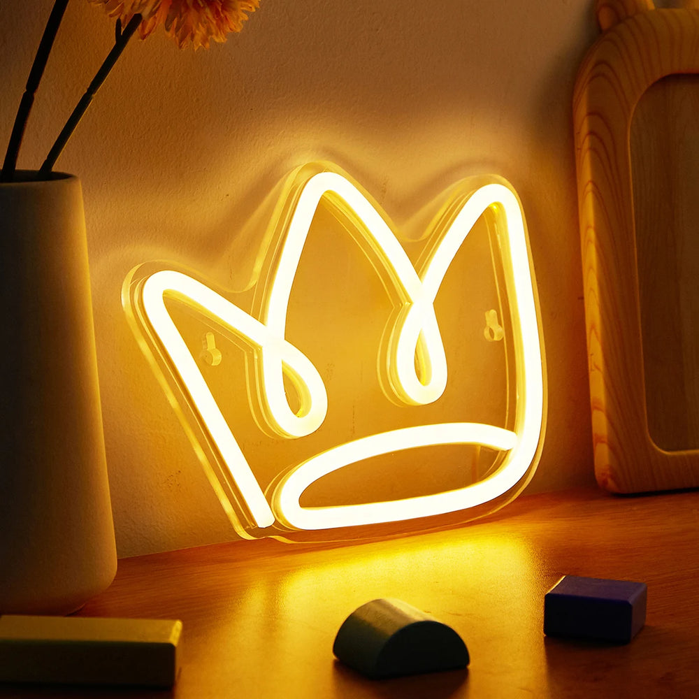 Lampe de chevet LED USB Néon Couronne - lampechevetdesign.com