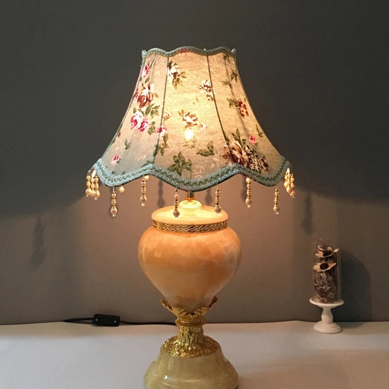 Abat-jour de Lampe de Chevet Style Européen en Tissu - lampechevetdesign.com