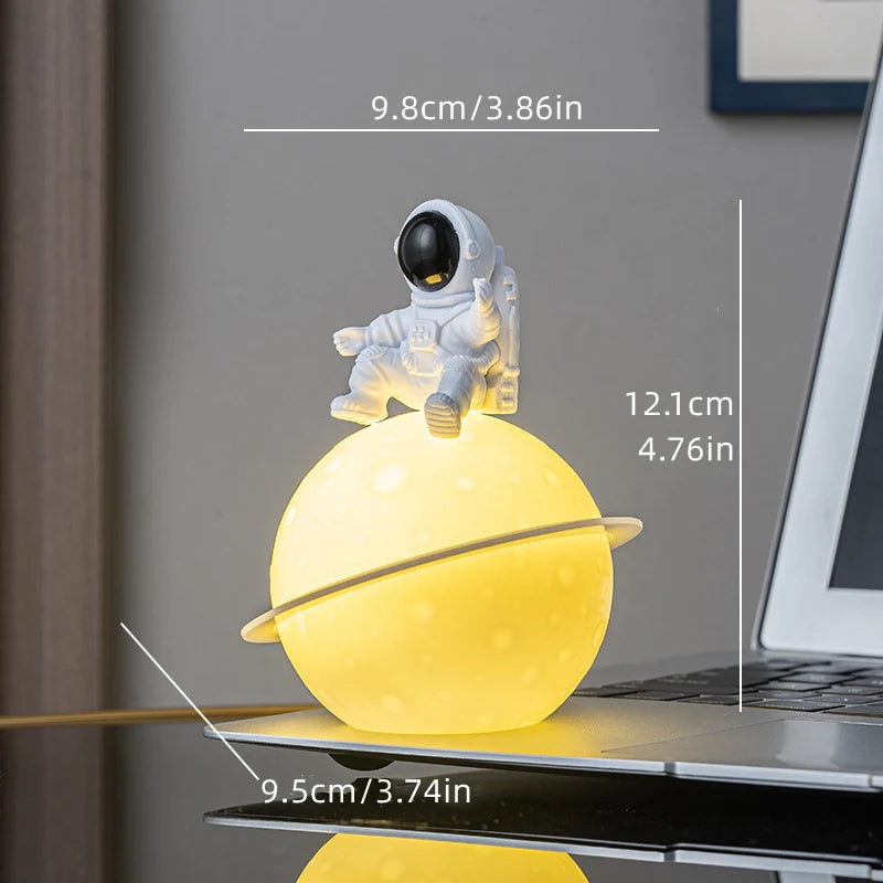 Lampe De Chevet Astronaute Lune Nocturne - lampechevetdesign.com
