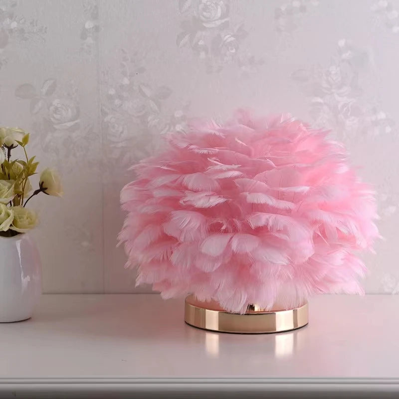Lampe de chevet Plume Moderne - lampechevetdesign.com