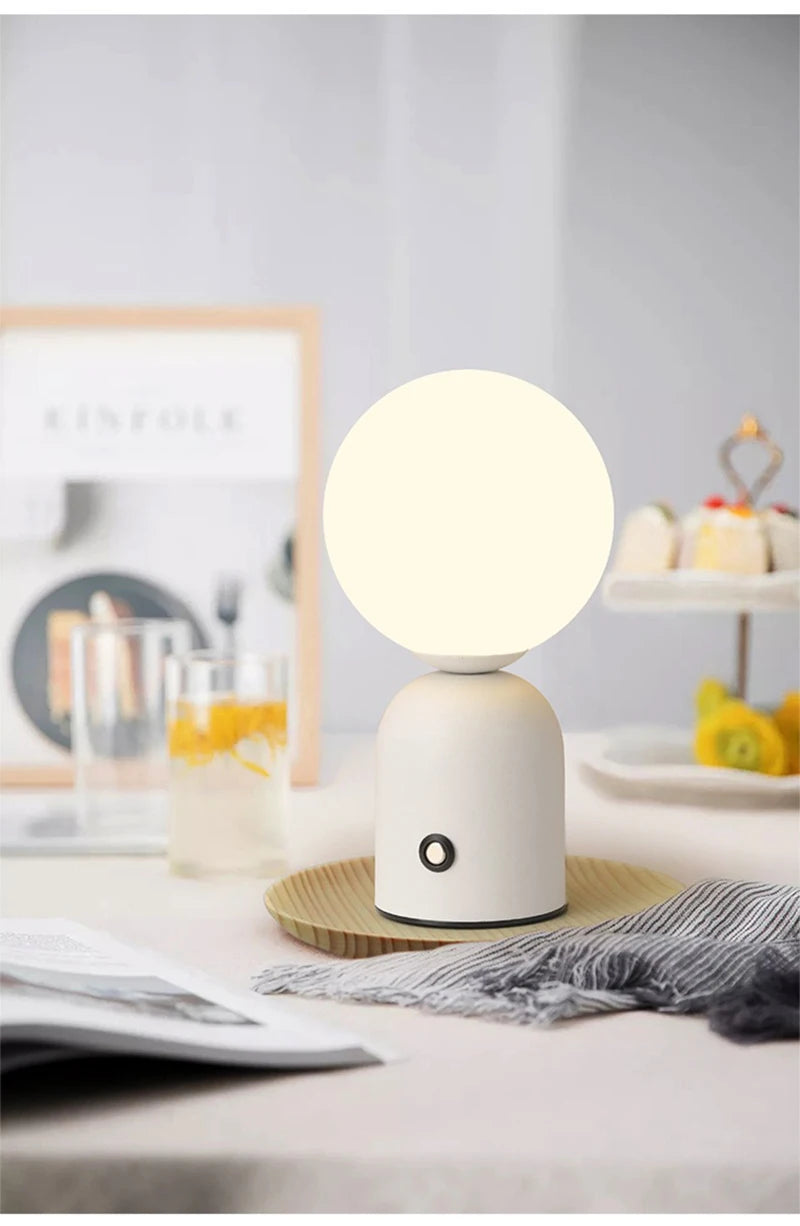Lampe de Chevet Nordique Tactile Rechargeable - lampechevetdesign.com