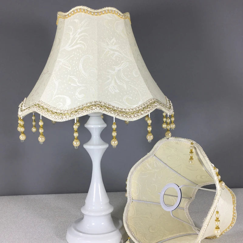 Abat-jour de Lampe de Chevet Style Européen en Tissu - lampechevetdesign.com