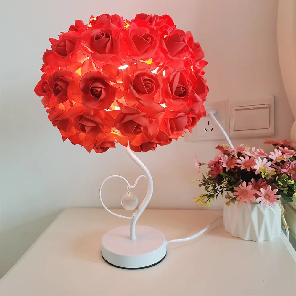 Lampe de chevet Plume Love - lampechevetdesign.com