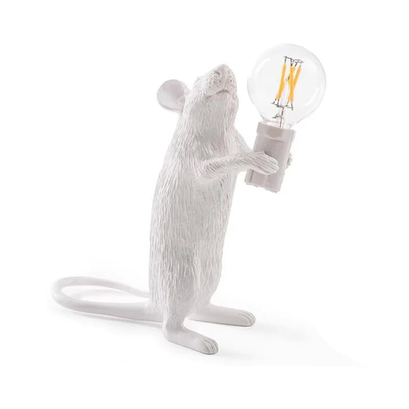 Lampe de Chevet Moderne en Résine en Forme de Rat - lampechevetdesign.com